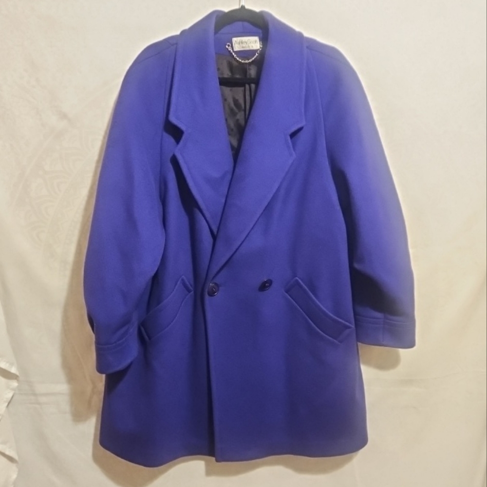 Vintage Ashley Scott Women's 100% Wool Coat Collared Lined Double Breasted USA